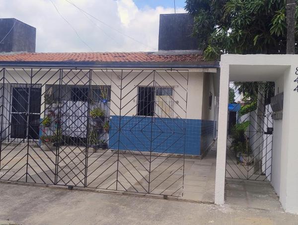 Na foto é possível ver o objeto Fátima Tavares localizado na cidade de Abreu e Lima.