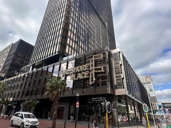 Appartement 1 Chambre — 43 m² - Chic, Stylish, Central Cape Town