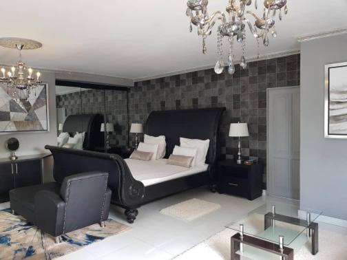 På bildet vises objektet Term Manoir Guest Lodge som ligger i byen Broadhurst.