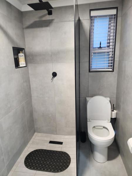 Billede 5: Unit 3 at 9 La Roche Self Catering Apartments