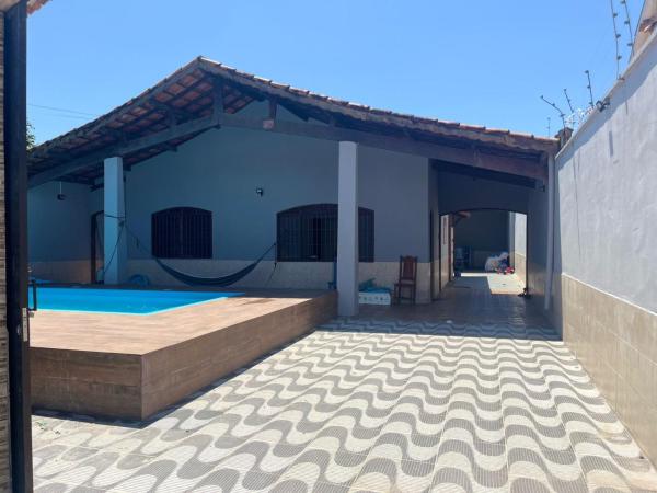 A la foto es mostra l'objecte Casa beira-mar em Mongaguá-SP situat a la ciutat de Mongaguá.