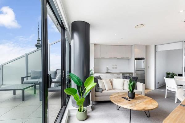 Photo 8 : Pool, Gym & Modern 2BR Sky Tower View Zodiak Stays
