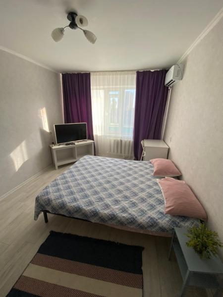 Kuvassa näkyy kohde Уютные апартаменты в центре города, joka sijaitsee kaupungissa Aqtöbe.