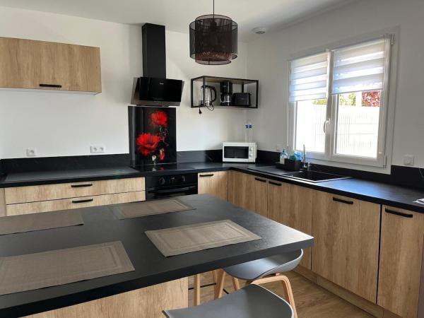 A la foto es mostra l'objecte Modern,cozy house near Paris & Disneyland Paris situat a la ciutat de La Queue-en-Brie.