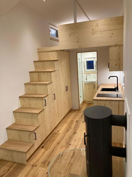 På billedet ses objektet Tiny House beliggende i byen Brilon.