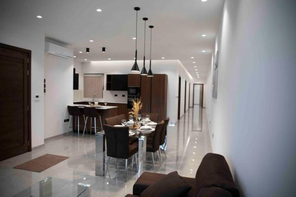 Photo 2 : Flat 3, nearby Beaches & Countryside, with Terrace