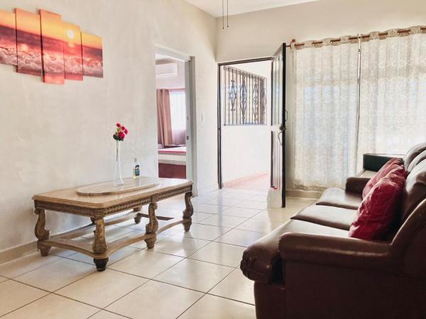 A la foto es mostra l'objecte Casa Mayaka 2BR House Close to Malecon situat a la ciutat de La Paz.