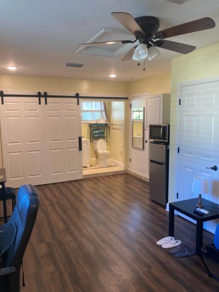 Chic studio with WI FI and AC photo 7