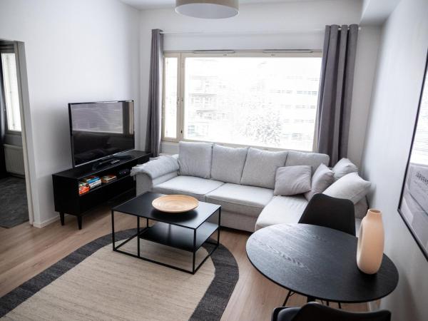 Two-room flat with sauna, glazed balcony and free parking lot, Helsinky