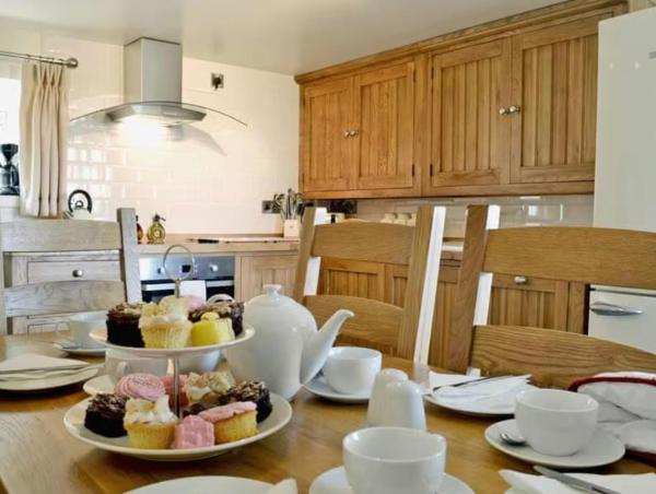 På billedet ses objektet Serene Golygfar Cottage Retreat in Ystrad Meurig beliggende i byen Strata Florida.