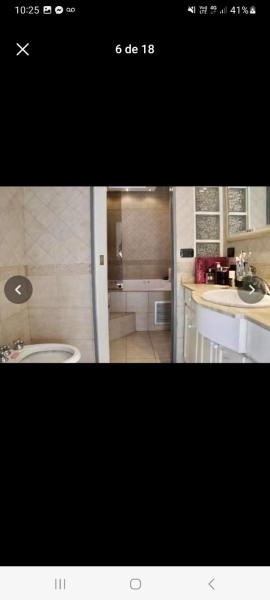 A la foto es mostra l'objecte Casa de luli situat a la ciutat de Buenos Aires.