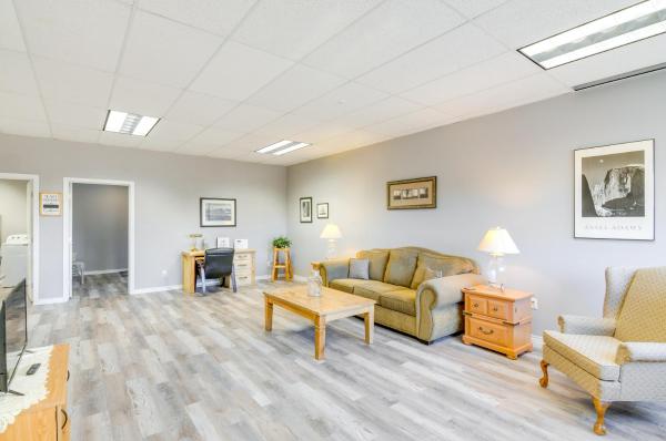 A la foto es mostra l'objecte Del Norte Retreat Gateway to Outdoor Adventures! situat a la ciutat de Center.
