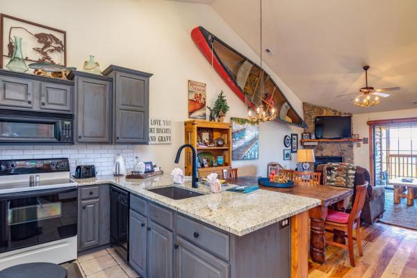 A la foto es mostra l'objecte 2BR Village At Indian Point 2011 near SDC - Free Tickets Daily up to $500 situat a la ciutat de Branson.