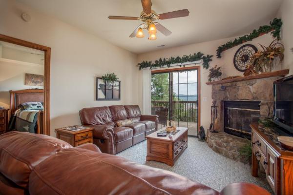 A la foto es mostra l'objecte 2BR Village At Indian Point 606 near SDC-Free Tickets Daily up to $500 Value situat a la ciutat de Branson.