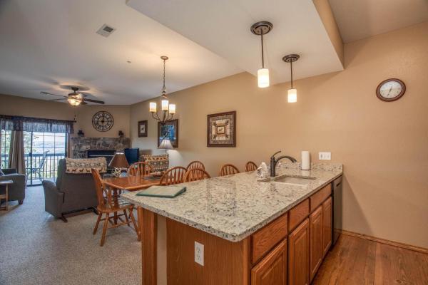 A la foto es mostra l'objecte 2BR Village At Indian Point 1106 near SDC - Free Tickets Daily up to $500 situat a la ciutat de Branson.