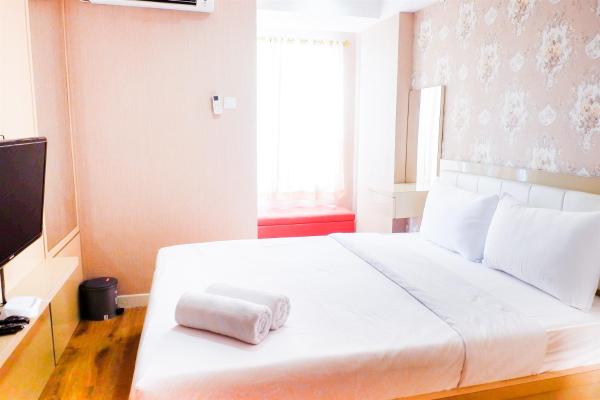 Modern Furnished Studio Room Cinere Bellevue Suites Apartment By Travelio - Kemang