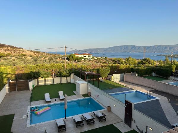 A la foto es mostra l'objecte Villa Adamantia situat a la ciutat de Corint.