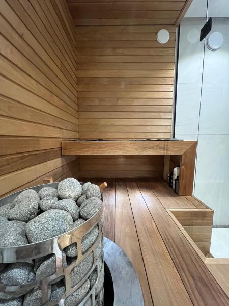 Foto 1: Hidden Gem with Private Sauna, In City Center