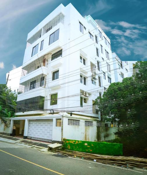 På bildet vises objektet Luxurious 2 Beds Apartment in Uttara, Dhaka som ligger i byen Dhaka.