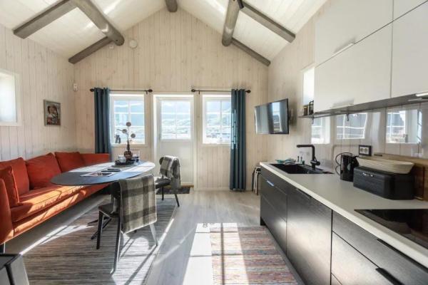 Madelhea Cabin- Seaview Lodge, Reine