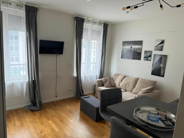Berlin Apartment Genthiner 1, Berlin