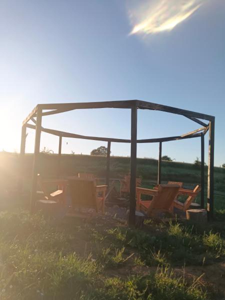 En la foto se muestra el objeto casa rural el saltillo ubicado en la ciudad de Pemuco.