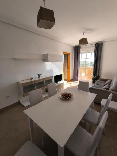 Na fotografii je vidět objekt APARTAMENTO TURISTICO 2ºE CARLOS III - Cerca de la playa nacházející se ve městě Roquetas de Mar.