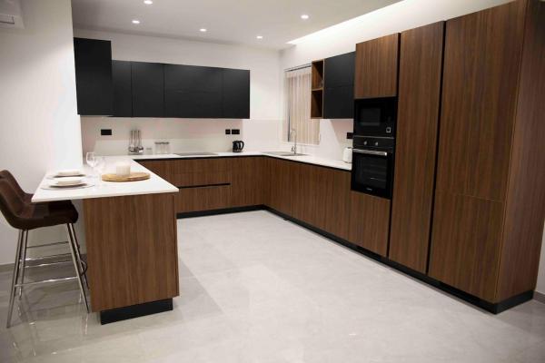 Fotografia 6: Flat 2, Large 3 bedroom Apartment, close to Countryside & Beaches, Sleeps 11!
