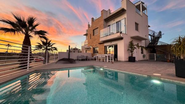 A la foto es mostra l'objecte Apartamento Calanegra con Piscina en Puerto de Mazarrón Costa Cálida situat a la ciutat de El Mojón.