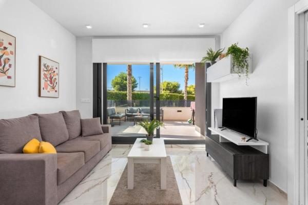 A la foto es mostra l'objecte Luxury Stay Orihuela Costa situat a la ciutat de La Florida.
