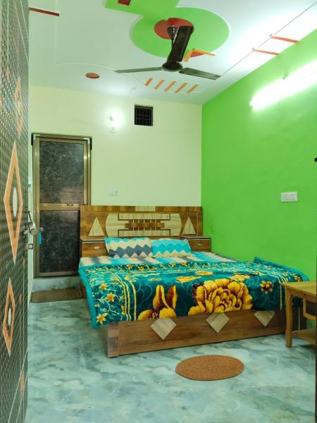Auf dem Foto ist das Objekt Indrawati paying guest house in der Stadt Ayodhya zu sehen.