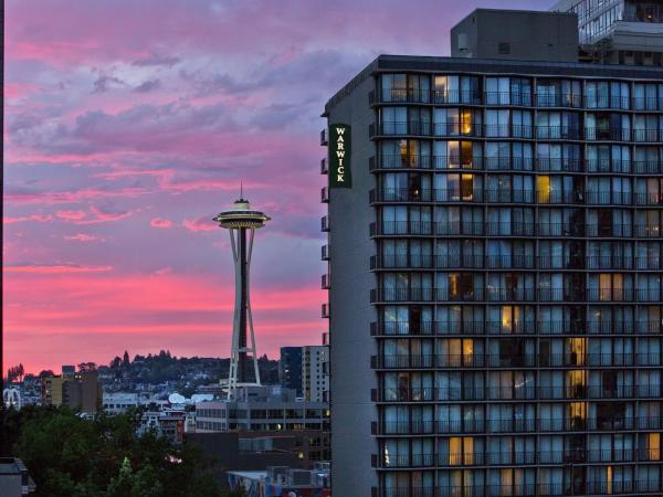 På bilden syns objektet Warwick Seattle som ligger i staden Seattle.