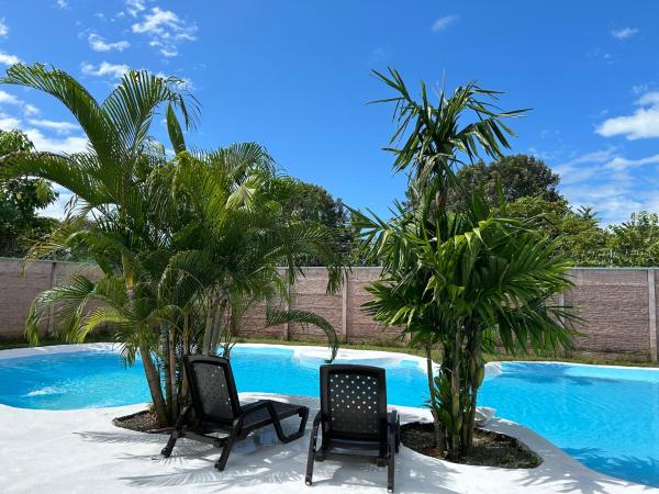Na zdjęciu widoczny jest obiekt Bravo paraiso azul beach house położony w mieście Savegre.