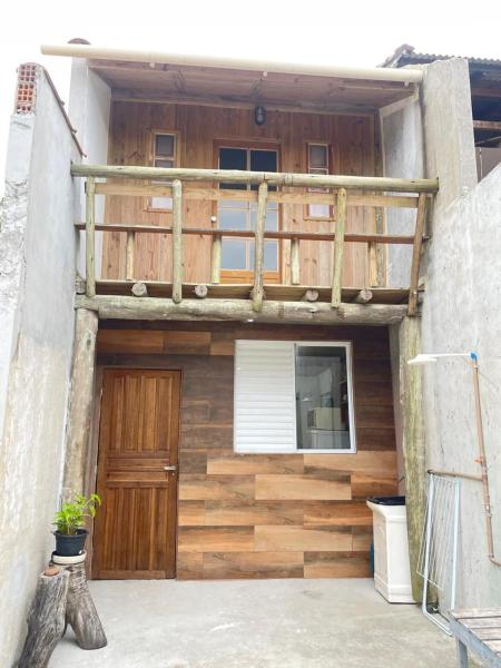 Na fotografii je vidět objekt Cabana near nature nacházející se ve městě Imbituba.