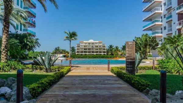 Marina Lux Condo - Mazatlán