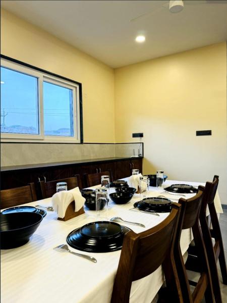 The photo shows the Casa Eden located in the city of Bhandardara .
