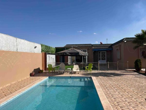 Na zdjęciu widoczny jest obiekt Dar Manzily położony w mieście Draïd.