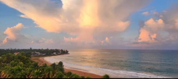 Na fotografii je vidět objekt Playa Azul Beach Paradise nacházející se ve městě Luquillo.