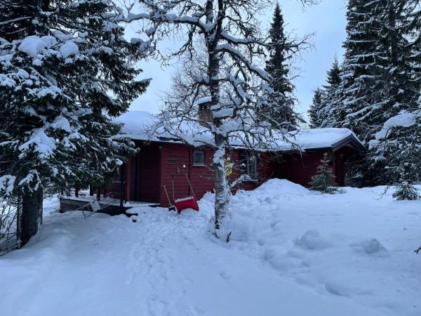 På billedet ses objektet Åre, Trillevallen stuga Emma beliggende i byen Undersåker.