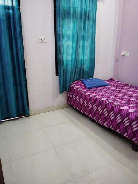 Private Room In A House - Prayagraj