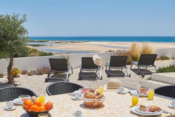 Na foto é possível ver o objeto Casa Do Levante - 2 Bedroom, Ocean View localizado na cidade de Morgadinha.