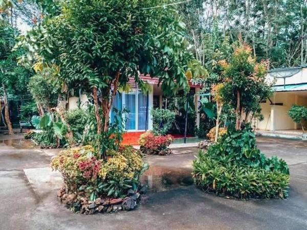 A la foto es mostra l'objecte Song pee nong resort Phattalung situat a la ciutat de Phatthalung.