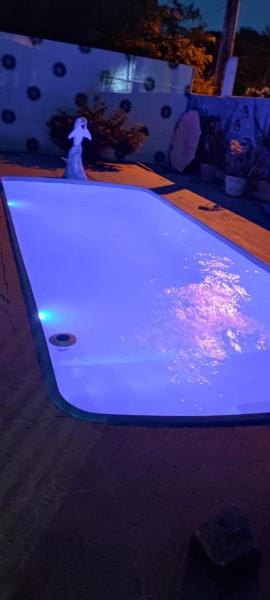 Na zdjęciu widoczny jest obiekt Casa 05 quartos Itamaracá com piscina położony w mieście Itamaracá.