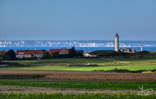 På billedet ses objektet Le chou marin, charmante maison de plain-pied proche d'Audresselles & du Cap gris nez beliggende i byen Audinghen.