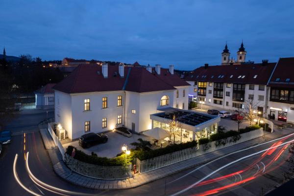 1552 Boutique Hotel, Eger