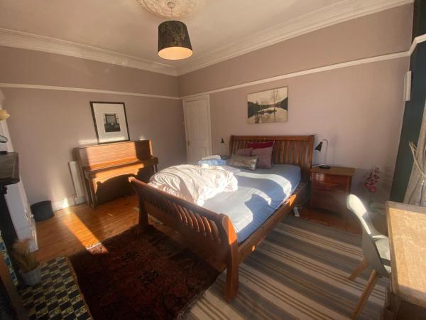 Foto 5: Large, comfy room close to city centre - Newcastle upon Tyne