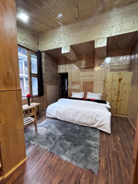 Auf dem Foto ist das Objekt Gødfather in der Stadt Bashist zu sehen.