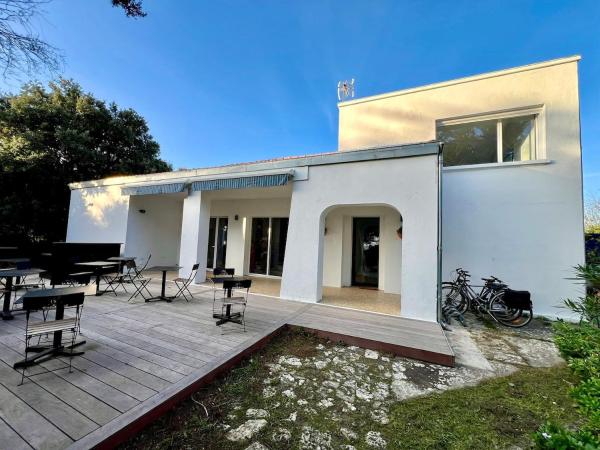 A la foto es mostra l'objecte Vue Mer - Île d'aix Splendide Villa 6 chambres tout juste rénovée - linge et ménage compris situat a la ciutat de Île d'Aix.
