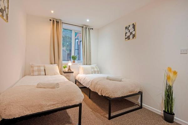 A la foto es mostra l'objecte 5 minute walk from Bury City Centre - 2 Bed Flat situat a la ciutat de Walmersley.