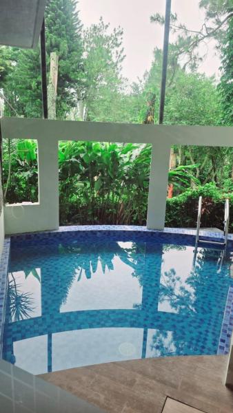 På bilden syns objektet Villa Klub Bunga, 3 BDR with kid's pool som ligger i staden Batu.